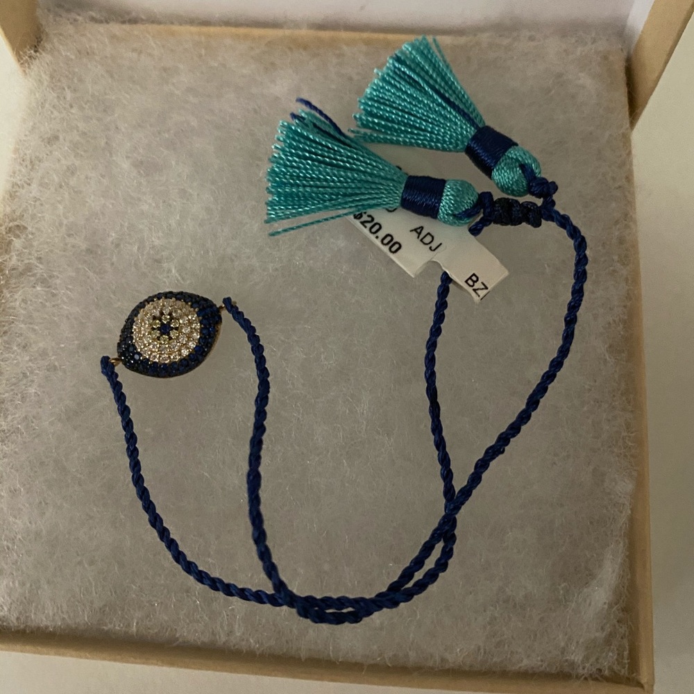 Bracelet - Picture 1 of 6